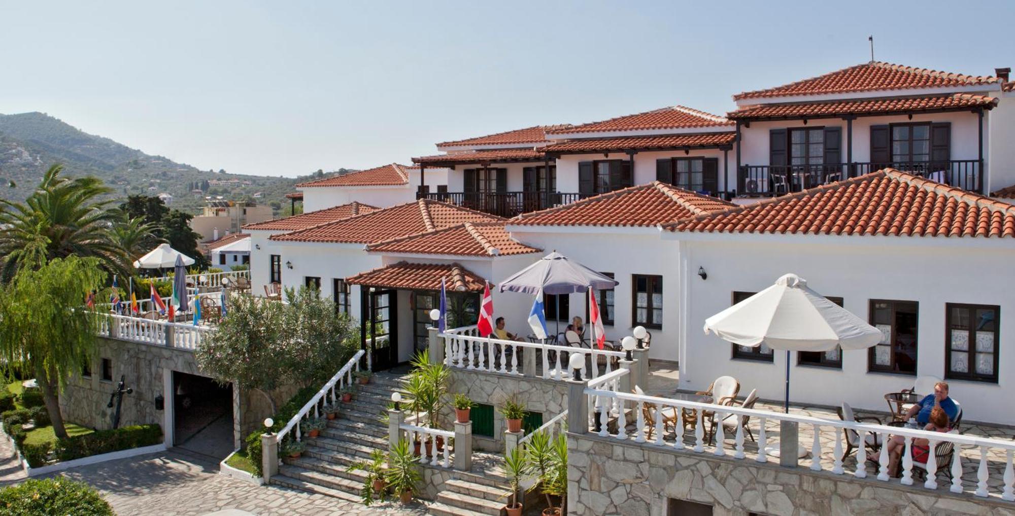 Hotel Dionyssos Skopelos Exterior foto